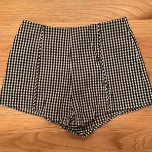 Wild Honey gingham short
